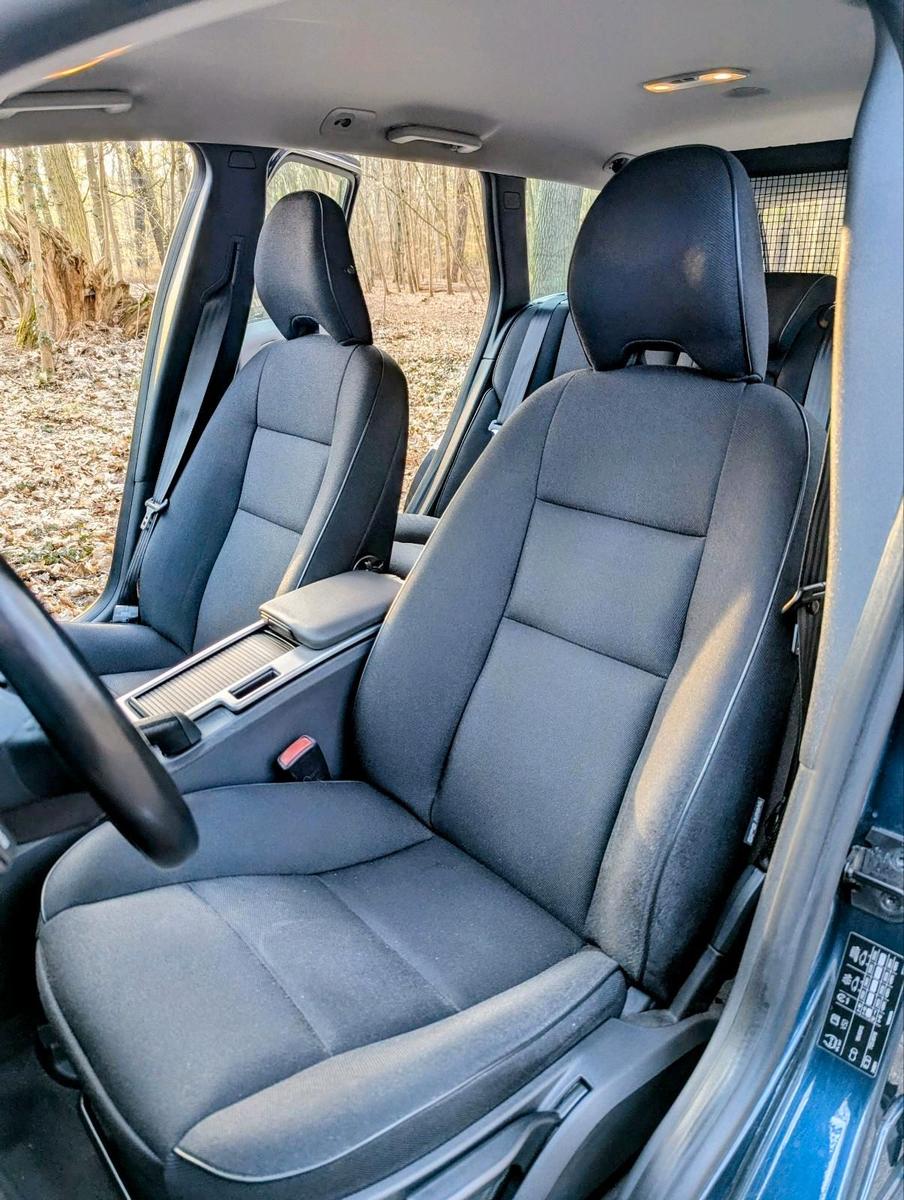 Volvo V50 2009 — photo 13
