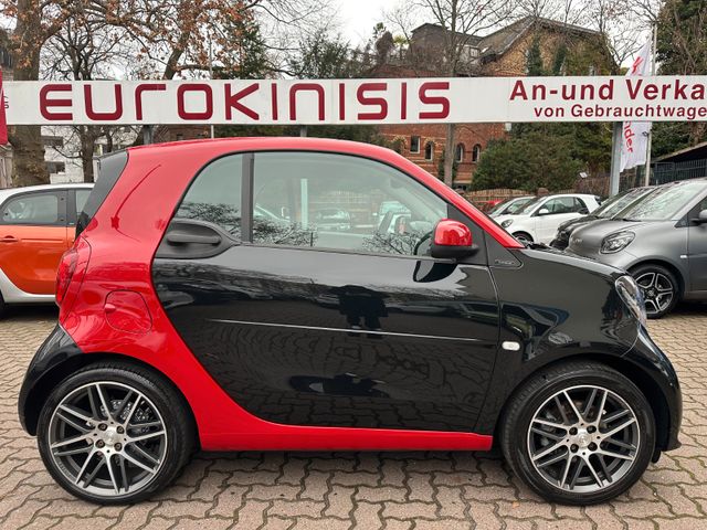 Smart fortwo BRABUS Xcl DCT*LEDER*NAVI*SHZ*JBL*PTS*