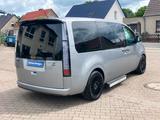 Hyundai Staria Premium 2.2 CRDi Rollstuhllift - 7-Sitzer Vans