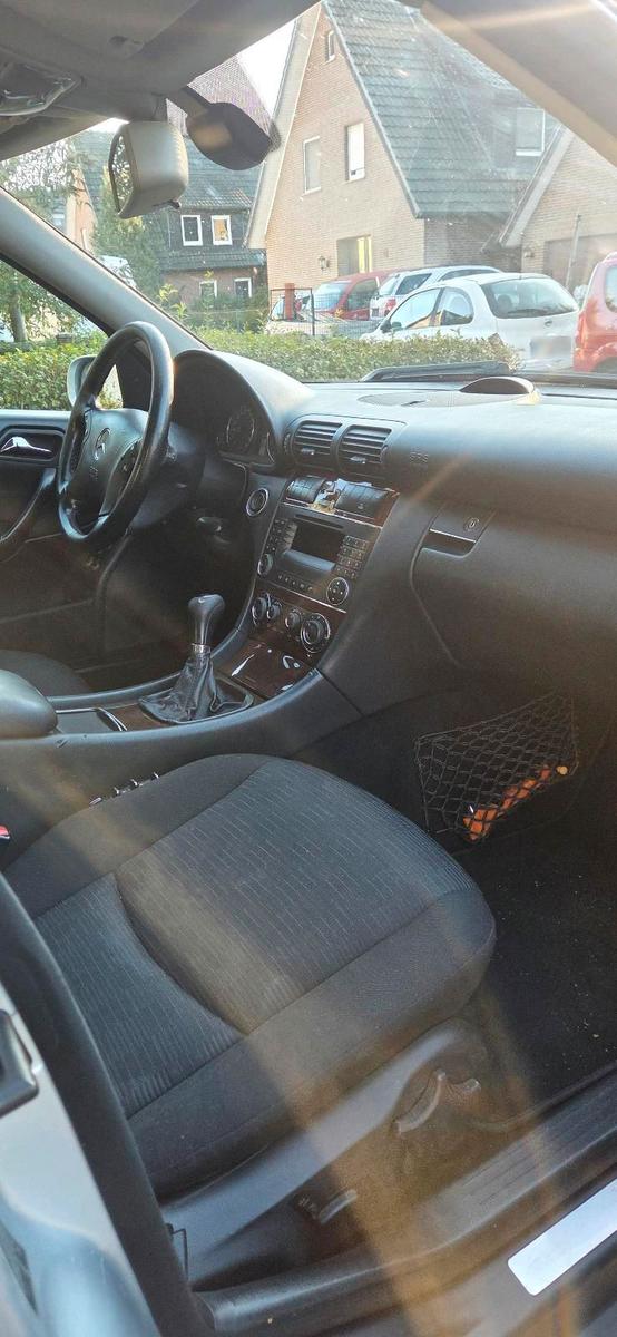 Mercedes-Benz C200 2006 — photo 6