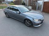 Mercedes-Benz E 200  Avantgarde BlueTec*AUTO*NAVI*LED*PDC* - Mercedes-Benz E 200 in Stuttgart