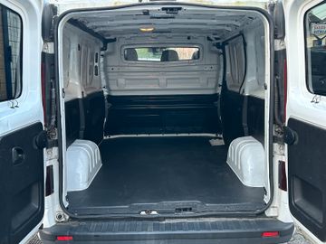 Opel Vivaro - 9