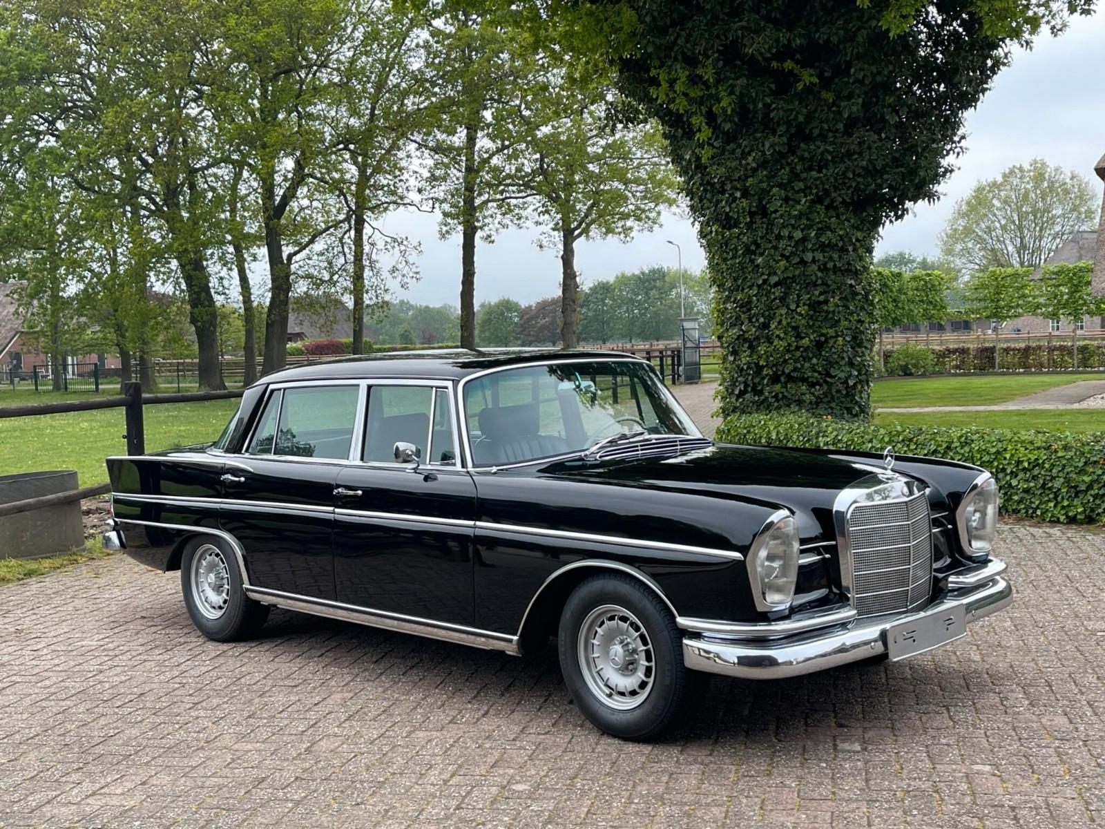 Mercedes-Benz 300 SEL W112 Köningsflosse, restauriert