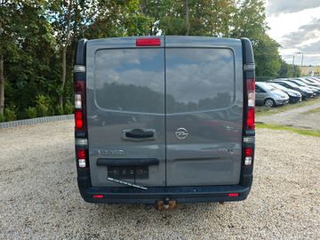 Opel Vivaro - 10