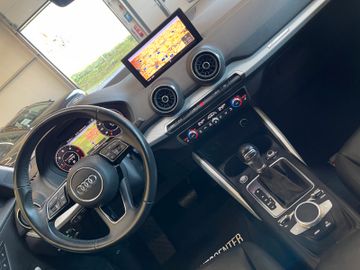 Audi Q2 35 TDI design *NAVI*KAMERA*VIRTUAL*ACC*SZHZ.*