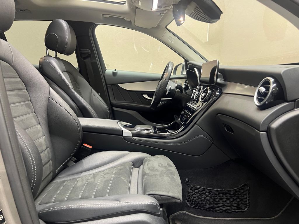 Mercedes-Benz GLC 300 GLC300 de 4M *PANO*BURMESTER*DAB*AMG INTERIEUR*