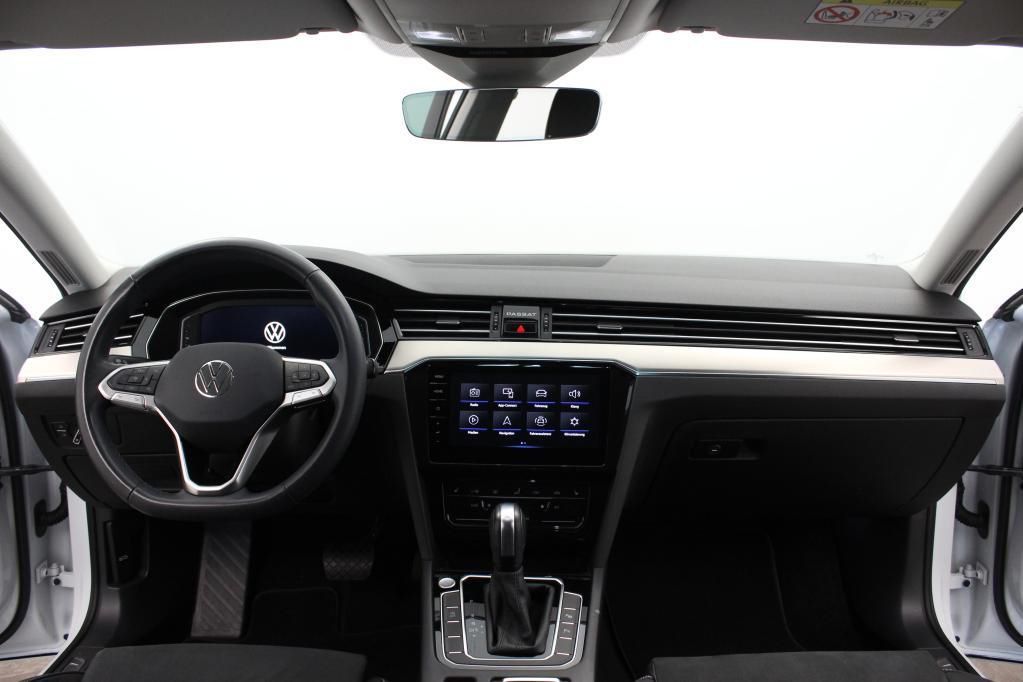 Volkswagen Passat Variant Elegance 2.0 TDI DSG RFK*PDC*Temp