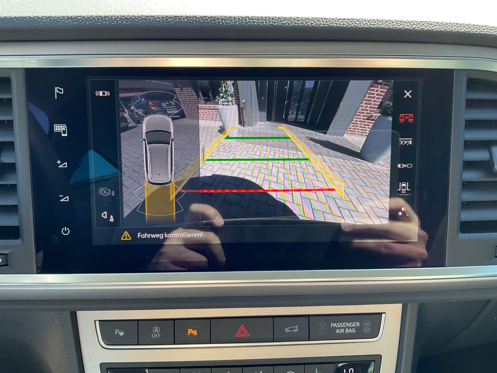 Fahrzeugabbildung SEAT Ateca 1.5 TSI Xperience DSG,LED,Kamera,Navi,GJR