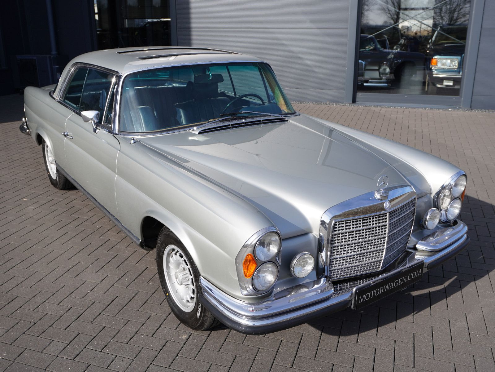 Fahrzeugabbildung Mercedes-Benz 280 SE 3,5 Coupe  W 111