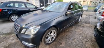 Mercedes E 300 - 1