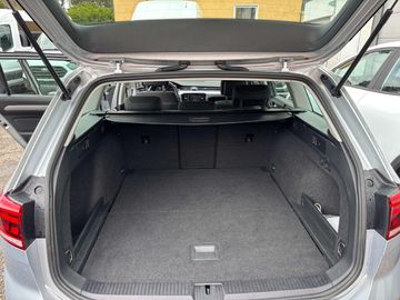 Volkswagen Passat Variant - 10