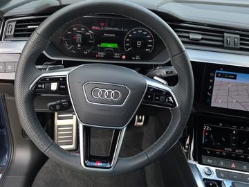 Audi Q8 e-tron - 10