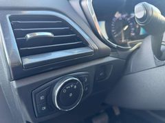 Fahrzeugabbildung Ford Mondeo Hybrid Titanium LED Spur Automatik Kamera