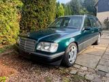 Mercedes-Benz E 250 TD W124 Kombi, Automatik, 113 PS, TÜV neu - Mercedes-Benz 250 W124 mit Diesel-Antrieb