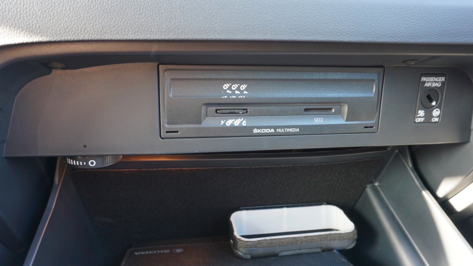 Fahrzeugabbildung SKODA Octavia Combi RS,DSG, Navi,ACC,Memory,LED,+WR