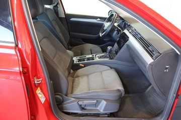 Volkswagen Passat 2.0 TDI Business AID+ACC+KAM+KEY+LED+AHK