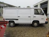 Mercedes-Benz MB 100 - Mercedes-Benz MB 100 mit Diesel-Antrieb