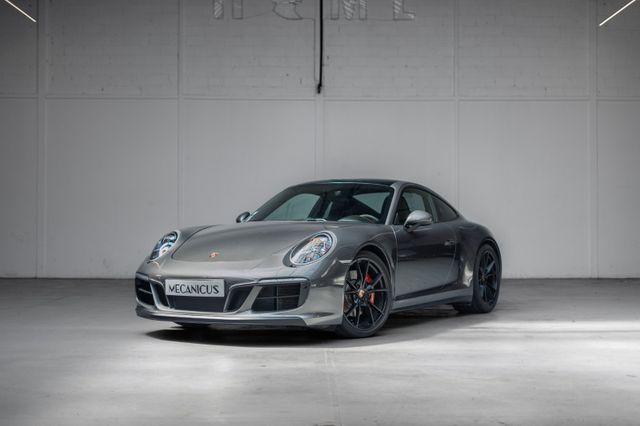 PORSCHE 991.2 Carrera GTS *Porsche services/ 3 owners*