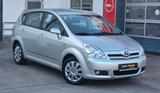 Toyota Corolla Verso 1.8 MULTI-MODE *1. HAND* 7-SITZER - silberne Toyota Corolla Verso