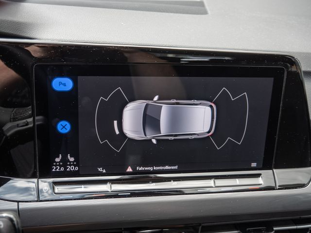 Golf VIII 1.5 TSI Style AHK ACC PANO MATRIX-LED