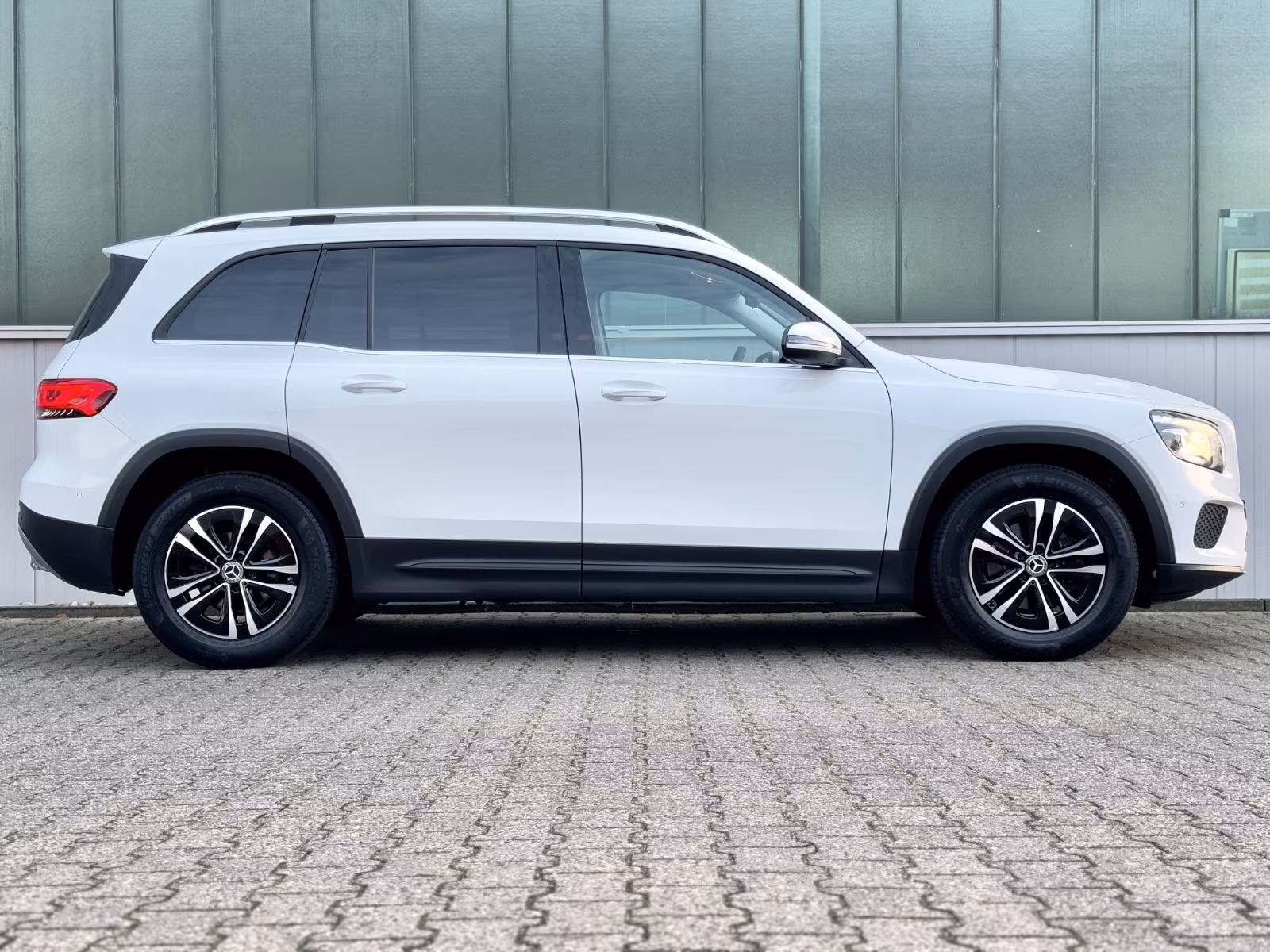 Mercedes-Benz GLB d Style *CAM LED AHK NAVI*, миниатюра 11