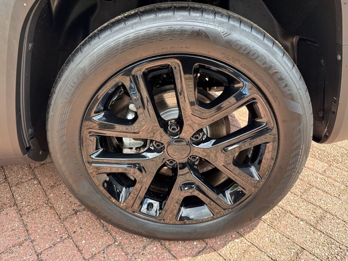 Fahrzeugabbildung Jeep Renegade Summit 1.5 MHEV- Leder-Panoramadach-Vol