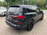 BMW X7 xDrive 40 d  Mild-Hybr/M Sport/laserl./7Sitze - gebrauchte BMW X7 aus dem Jahr 2021