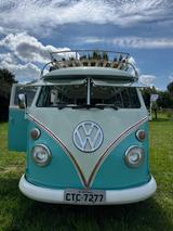 Volkswagen T1 - Volkswagen T1 mit Panoramadach