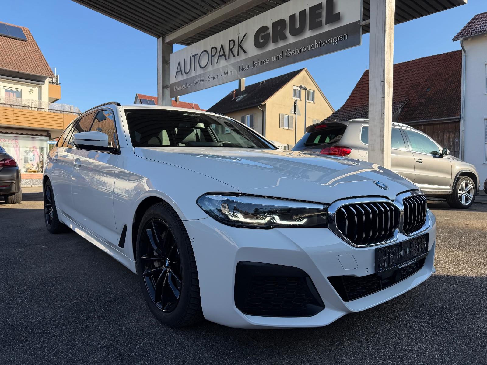 BMW 530d x M Sport ACC HUD AHK Kamera Leder 4 Zonen