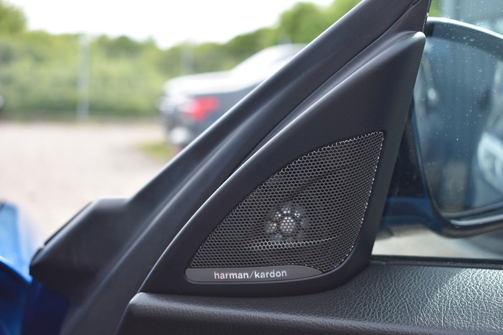 Fahrzeugabbildung BMW BMW M135i xDrive H&K 19 Zoll Navi Prof