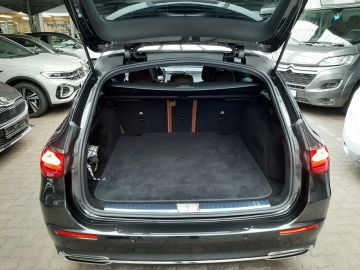 Mercedes E 220 - 10
