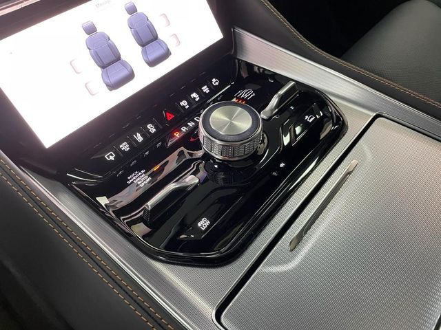 Fahrzeugabbildung Jeep GRAND WAGONEER SERIES III 6.4L V-8!