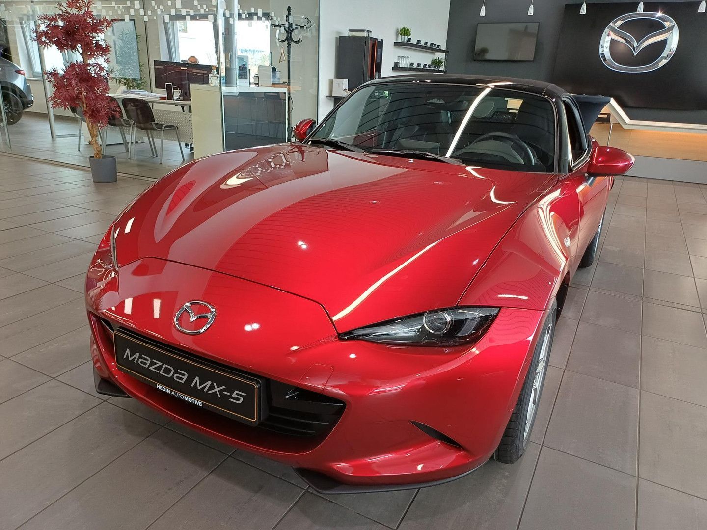 Mazda MX-5 1.5 Skyactiv-G 97kW Excl-Line Roadster