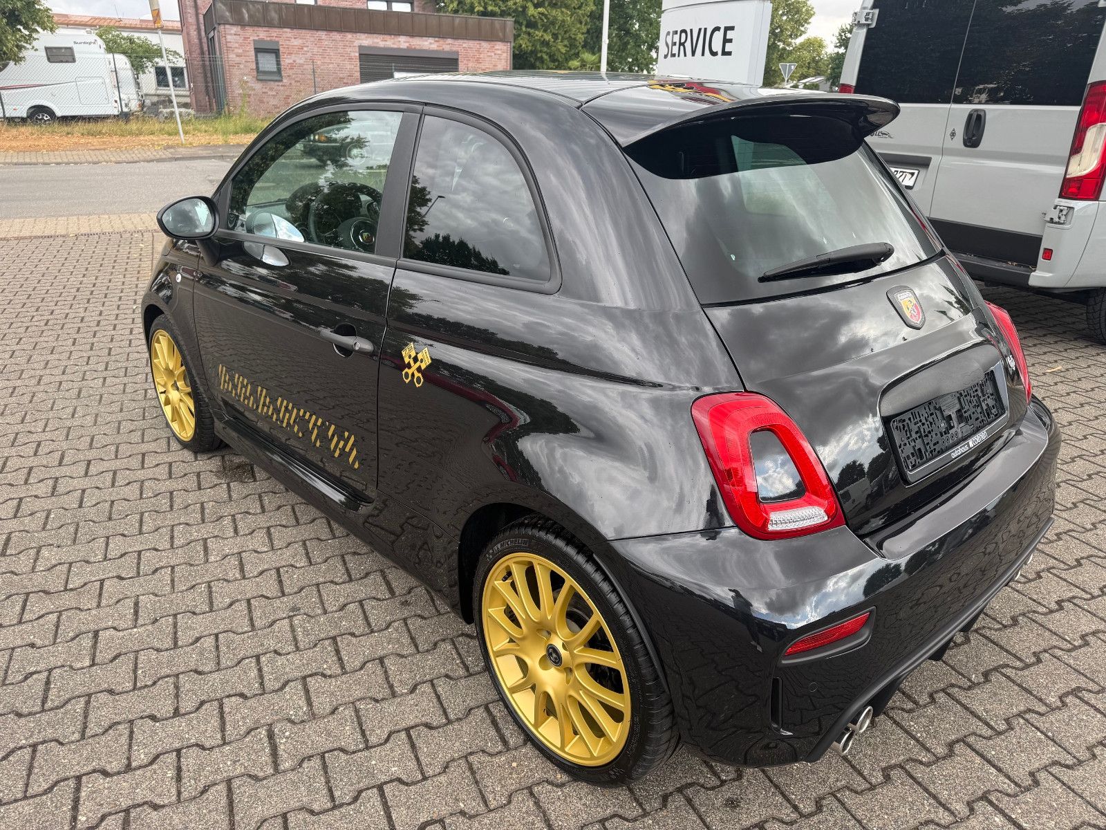 Abarth 695 75° Anniversario limitierte Sonderedition imagem 3