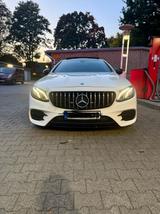 Mercedes-Benz Mercedes E Coupé 300 - Mercedes-Benz 300: Coupe, 300e