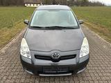 Toyota Corolla Verso 2.2 D-4D Team 7-Sitzer Klima - gebrauchte Toyota Corolla Verso aus dem Jahr 2009