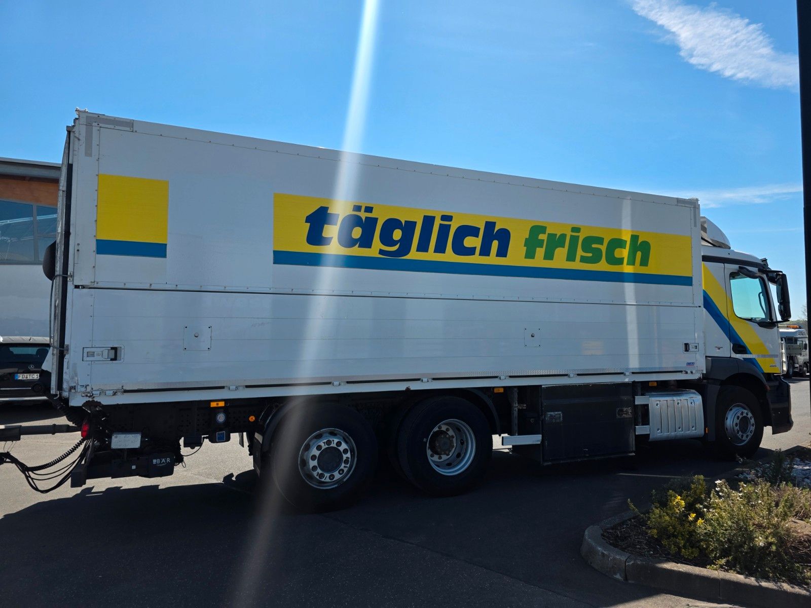 Fahrzeugabbildung Mercedes-Benz Antos 2543 L Schwenkwand LBW BÄR 2.500kg AHK