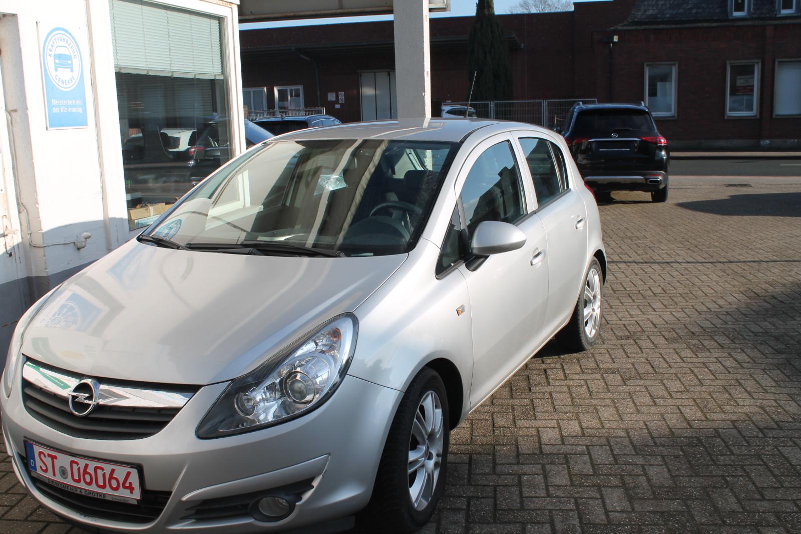 Opel Corsa D Edition