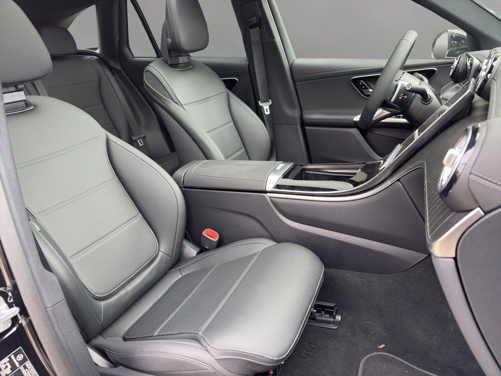 Fahrzeugabbildung Mercedes-Benz GLC 450 d 4M AMG DIGTL 360° Airmatic DISTR AHK