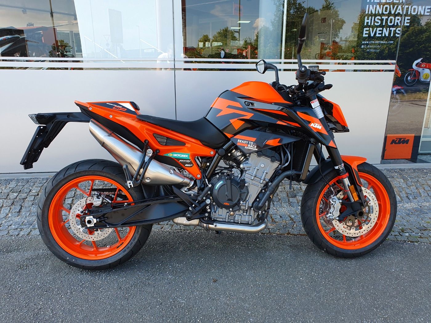 Fahrzeugabbildung KTM 890 Duke GP