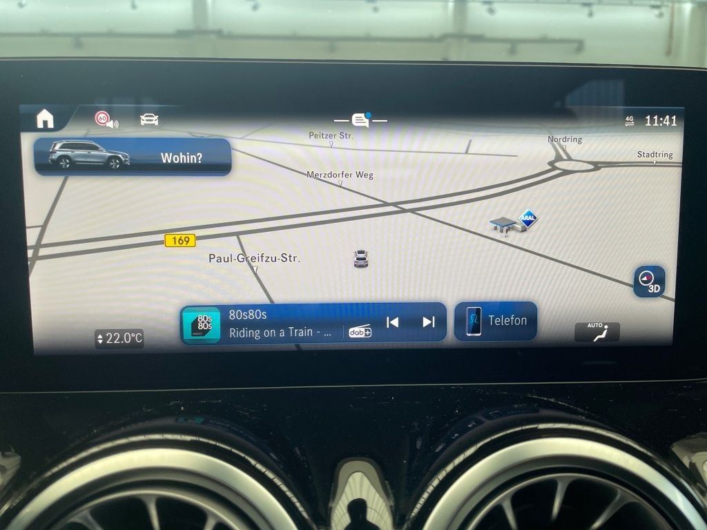 Fahrzeugabbildung Mercedes-Benz GLB 220 d 4M Night ACC AHK Totwi. Memory LED SHZ