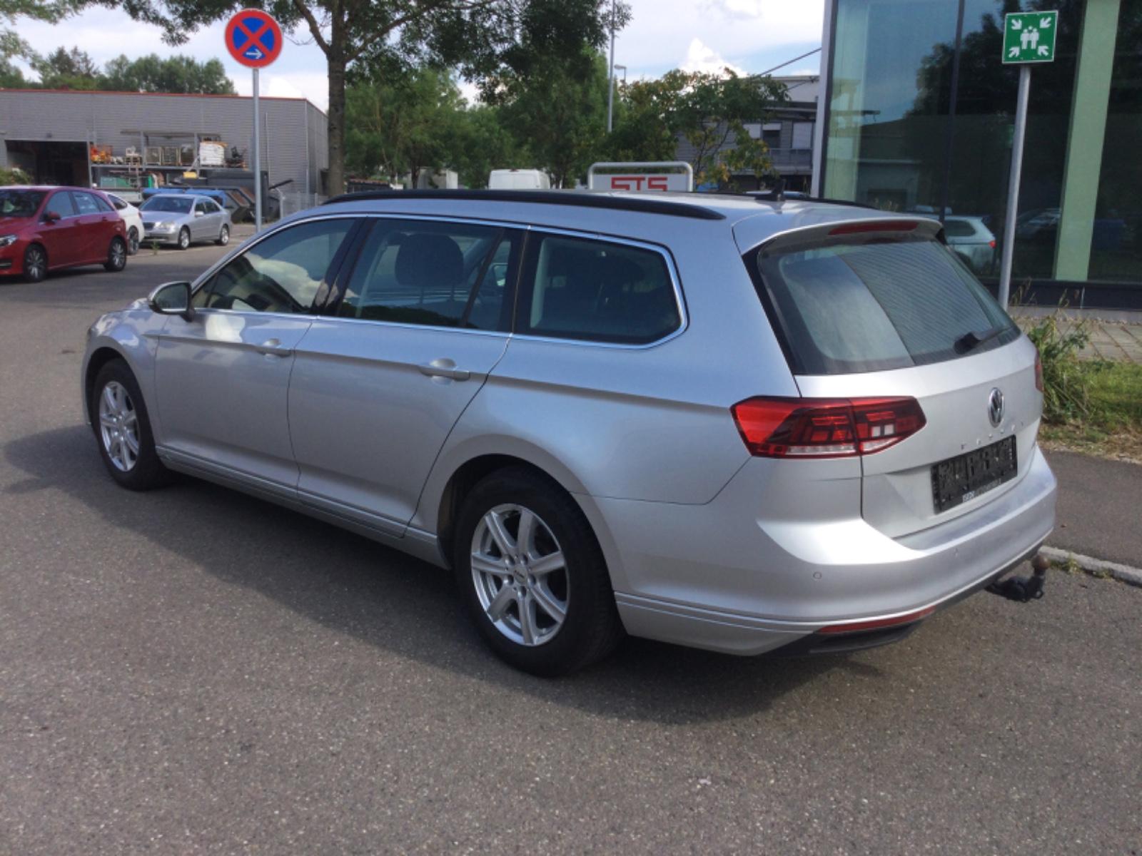 Volkswagen Passat Variant Business NETTO 14000 EURO