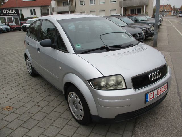 Audi A2 1.4  TÜV NEU 1.HAND