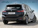 BMW 220i Active Tourer M-Sport AHK PANO H&K eSitze - : Allradantrieb, Kleinbus