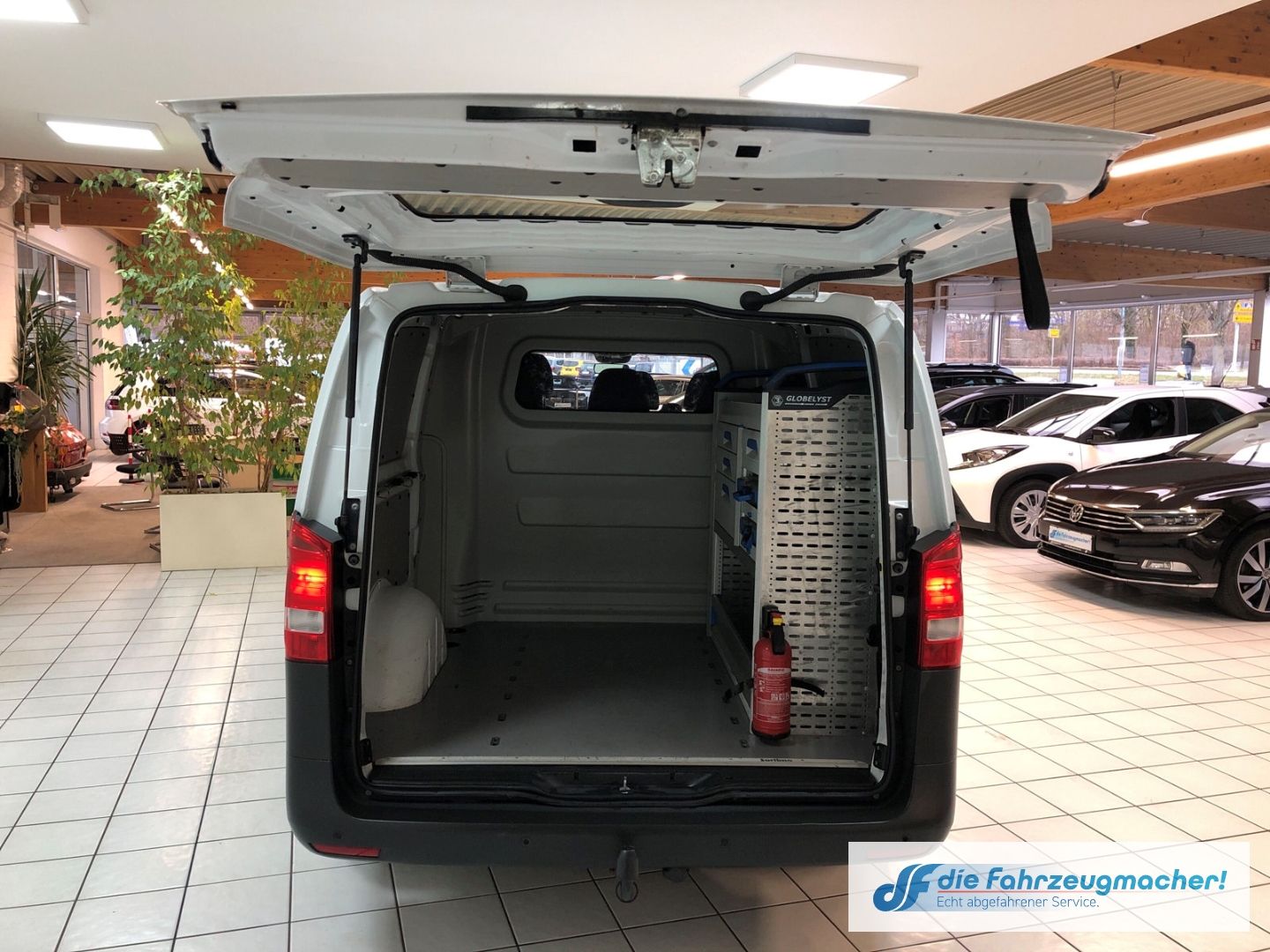 Fahrzeugabbildung Mercedes-Benz Vito Mixto 116 CDI, BT 4MATIC extralang BlueTEC