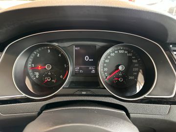 Volkswagen Passat Variant *Massage*Keyless*Tempo*Navi*