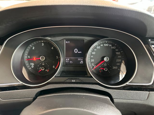 Volkswagen Passat Variant *Massage*Keyless*Tempo*Navi*