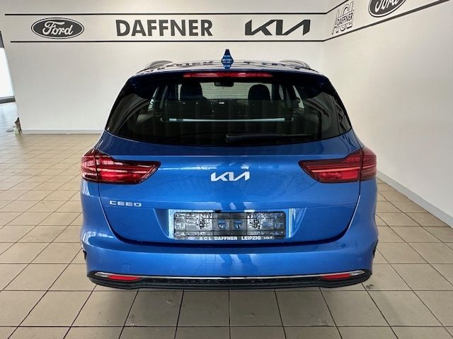 Fahrzeugabbildung Kia Ceed_sw Sportswagon Vision 1.4 Lane ASS SHZ Navi