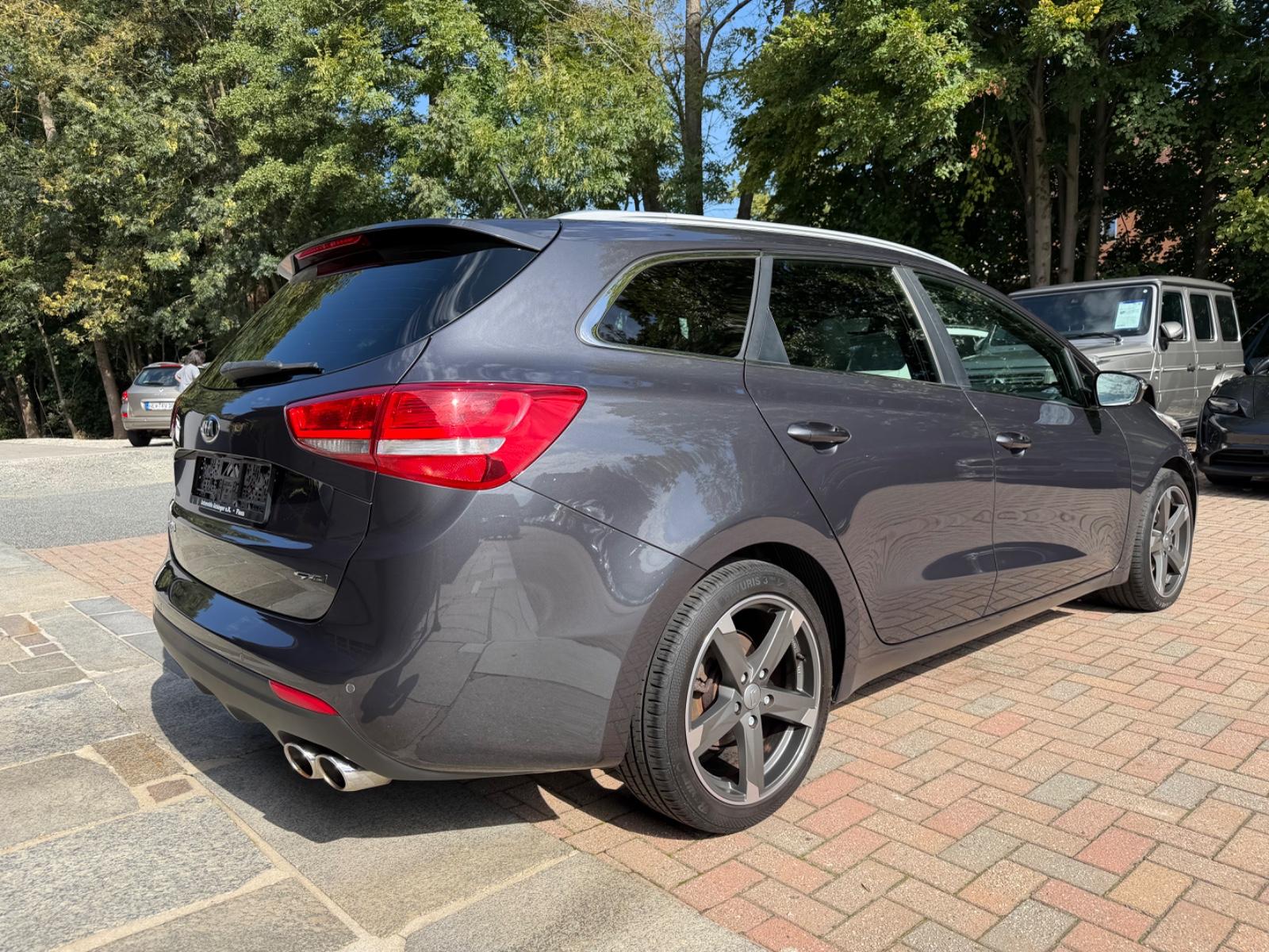 Kia cee'd Sportswagon GT-Line 2.Hand 86tkm Pano Navi