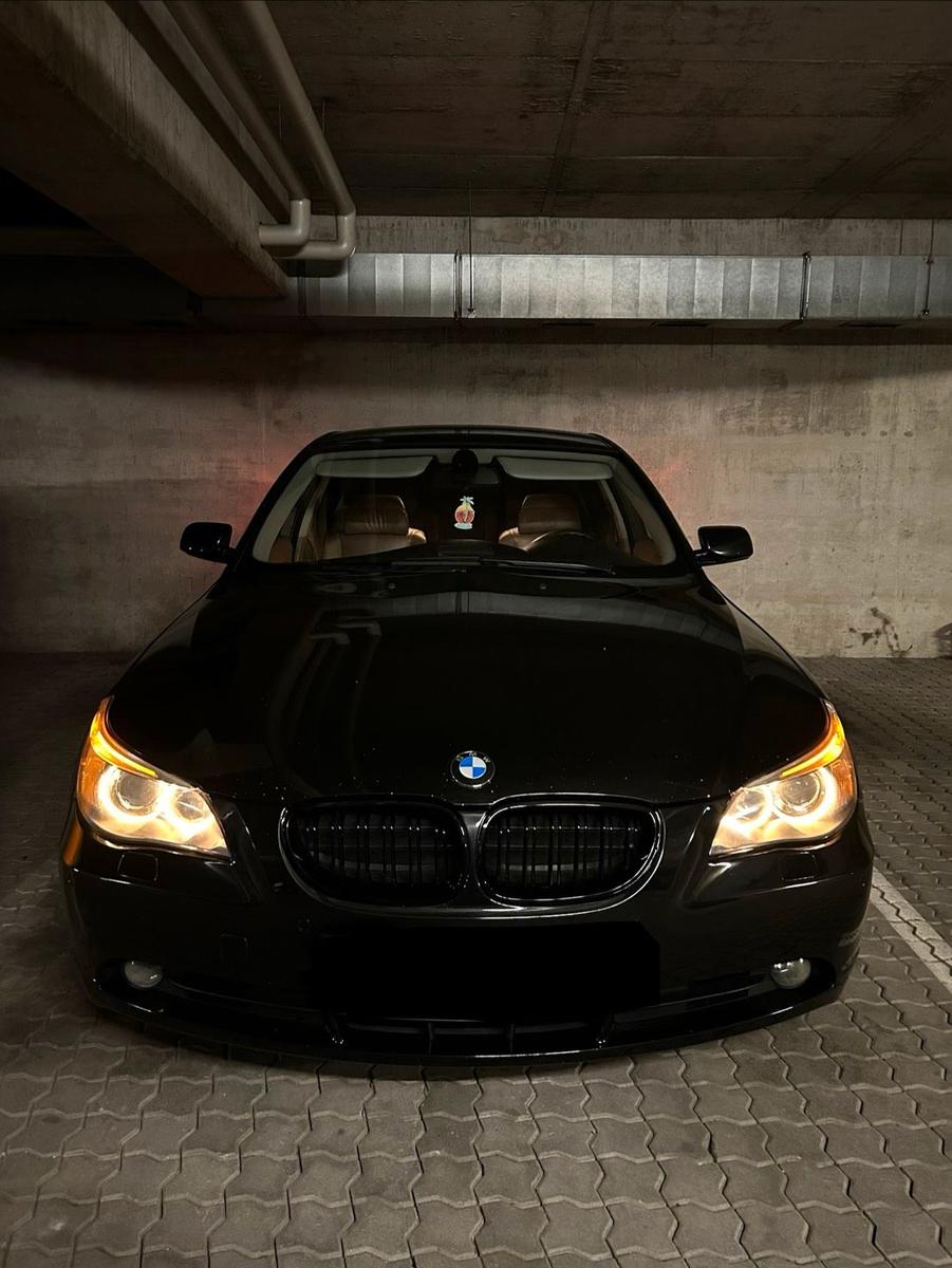 BMW 525